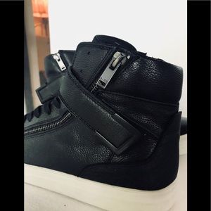 ALDO HIGH TOPS: (WORN ONCE!!)